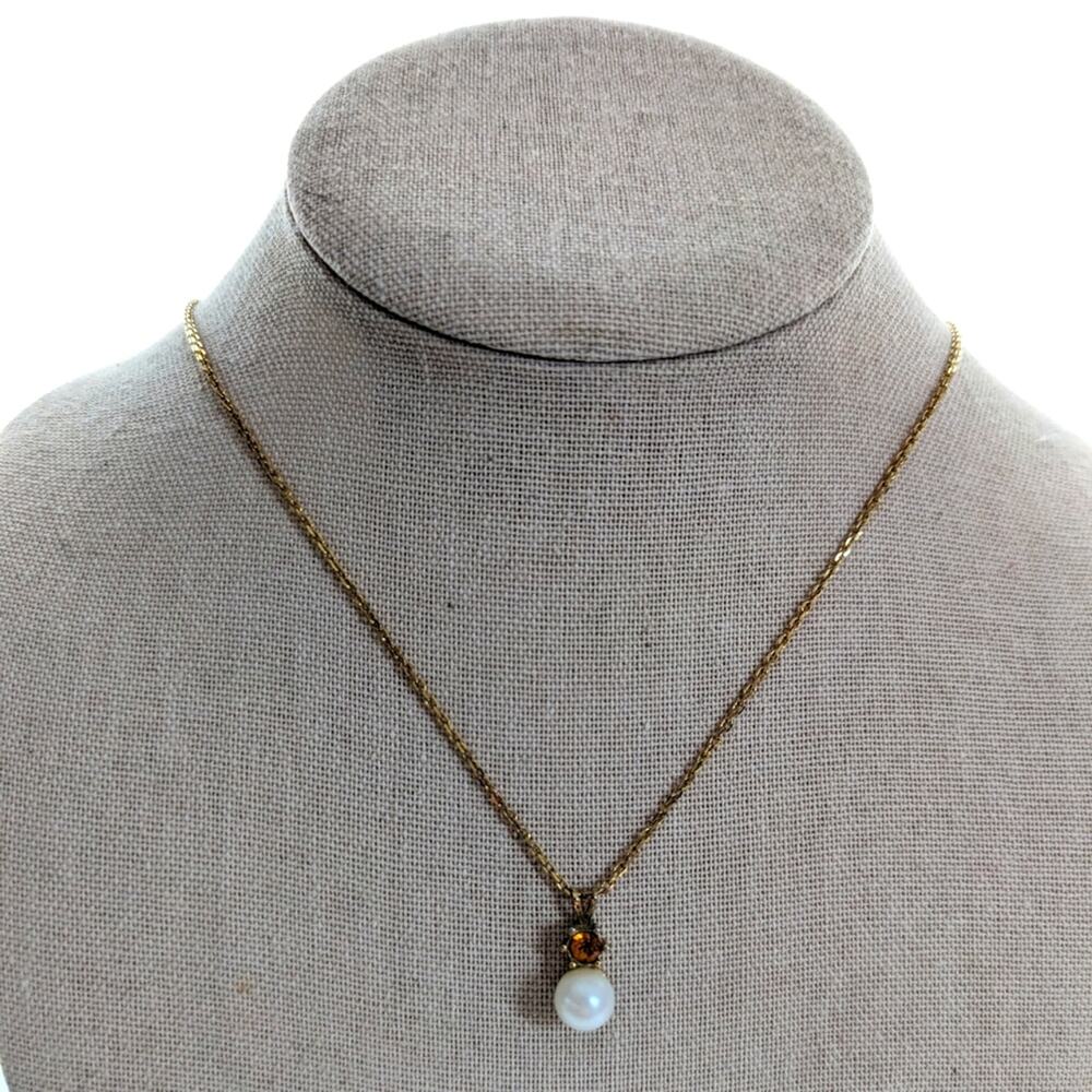 Vintage Avon Gold Tone Faux Pearl Dainty Delicate Rhinestone Necklace